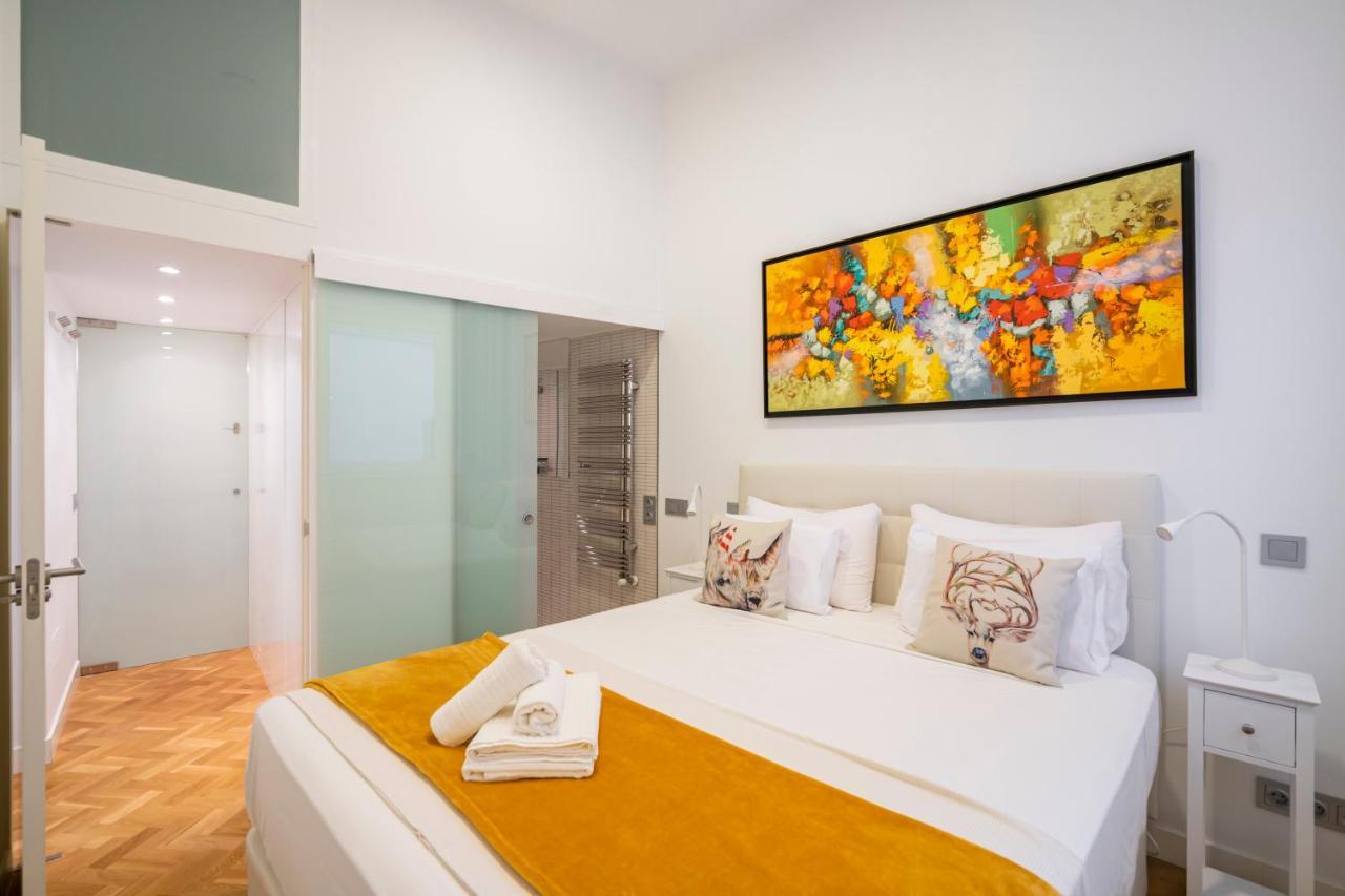 For You Rentals Apartment Temporal In The Center Of Madrid Esl5 Kültér fotó